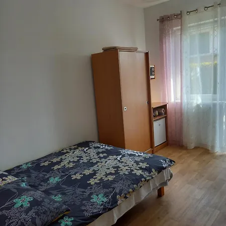 Pokoje Goscinne U Teresy Mrzezyno Exterior photo