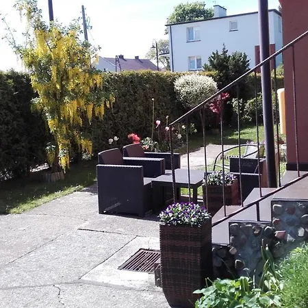 Pokoje Goscinne U Teresy Mrzezyno Exterior photo
